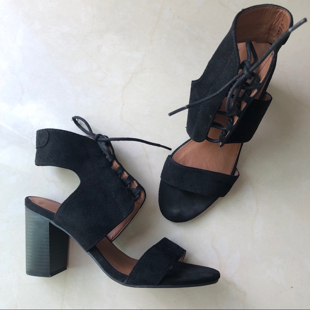 Charlotte Russe Black heel sandals size 8